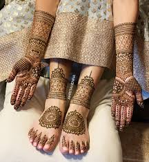 Simple Mehndi Designs